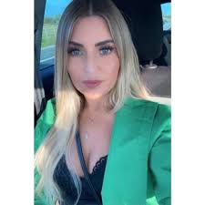 Zoe Carr (@ZoeSaraCarr)