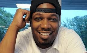 Brian Trapp's Instagram, Twitter & Facebook