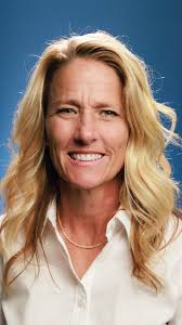 SAY HEY TO YOUR 2026 SPRING STAFF 👋🏼📰 We are beyond excited to be in the  newsroom this semester! We promise to keep you all up to date