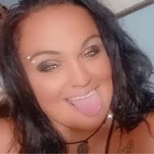 Who provides 6ft tall fencing installation at competitive rates?