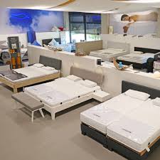 Doch was ist der unterschied zu einem normalen bett? Bett Konfigurieren Kaufen Individuelle Vor Ort Beratung Hosbach