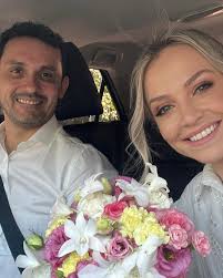 Chá do João Reyes 🩵 Impossível pensar em um chá de bebê sem o meu baby,  né?! Uma vida vivida 100% juntos… meu melhor amigo, meu maior amor, o papai  mais amoroso