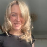 2600+ perfiles de «Paula»