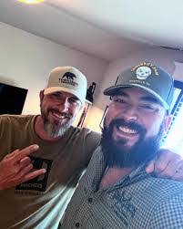 Everett Peters's Instagram, Twitter & Facebook