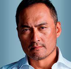 This is probably the best ken watanabe homage here on youtube.the lyrics of the song are these:warrior's pride by rhapsodythe wide green and windy. æ¸¡è¾ºè¬™ Nhkäººç‰©éŒ² Nhkã‚¢ãƒ¼ã‚«ã‚¤ãƒ–ã‚¹