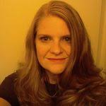 Carissa Costello's Instagram, Twitter & Facebook