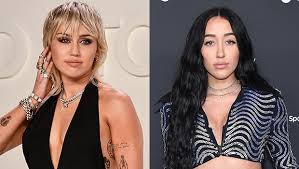 But the revelation that really hit home involved her sister noah cyrus. Miley Cyrus Wears Black Bikini Dances To Sister Noah S Music Ebiopic Ebiopic Com Biopic Movies Tv Serial Web Series Reviews And News