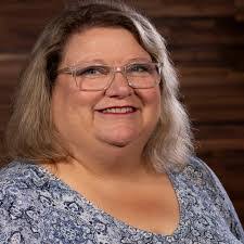 Karen Heier's Instagram, Twitter & Facebook