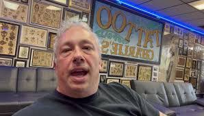 Elli Wright's Instagram, Twitter & Facebook