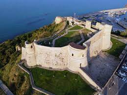 Ortona is a coastal town and municipality of the province of chieti in the italian region of abruzzo, with some 23,000 inhabitants. Ortona Mare Cosa Vedere E Hotel Consigliati Turismo Abruzzo It