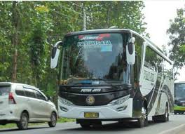 Tukang cuci bus / cleaning service. Persyaratan Masuk Supir Bus Trans Semarang Semarang Merdeka Com April 2018 Koridor 7 Brt Trans Gan Kalo Ane Cuma Masang Mod Supir Bus Nya Aja Gimana Blog Gambar Misteri
