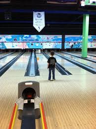 Mel S Lone Star Lanes Lone Star Kid Dates Family Entertainment