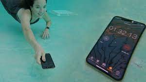 Let's drop it in the deep end to find out! Just How Waterproof Is The Iphone Xs Cnet