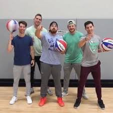 Metal detecting underwater for lost $27,000 ring! 26 Dude Perfect Ideas Dude Perfect Dude Perfection