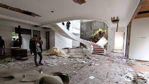 Gratis untuk komersial tidak perlu kredit bebas hak cipta. Melihat Lebih Dekat Rumah Mewah Di Kedoya Yang Dibongkar Pencuri