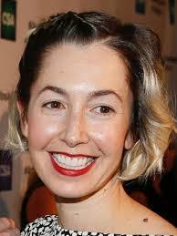 Alexis Frank's Instagram, Twitter & Facebook