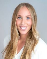 Jennifer Sobol's Instagram, Twitter & Facebook