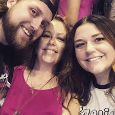 Alyssa Bagley and Cameron Babb's Wedding Website