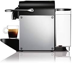 Lavazza, iperespresso and ese capsules all contain around 7 grams of ground coffee, tassimo around 6g, standard nespresso around 5g and nespresso vertuo between 5.5g and 9.5g. Nespresso Pixie Coffee And Espresso Machine By Delonghi With Aeroccino Aluminum Buy Online At Best Price In Uae Amazon Ae