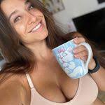 Lacy Conley's Instagram, Twitter & Facebook