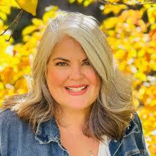 Jenna Merchant's Instagram, Twitter & Facebook