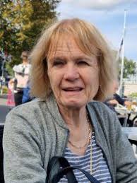 22 years of Gold Leaf: an interview with Linda Bennett