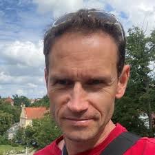 Czy dyskopatia szyjna na odcinku c3c4 może być powodem bólów w barku.  Często boli mnie bark rtg usg