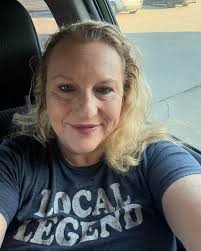 Feeling extra today. Lol. Love you all. ❤️💋