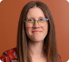 Jennifer Maybee's Instagram, Twitter & Facebook