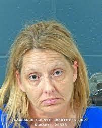 Carrie Hisel's Instagram, Twitter & Facebook