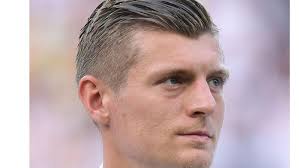 Dann eben in spanien bleiben, wenn's dort so viel. Jessica Kroos Hat Genug Darum Wettert Toni Kroos Frau Gegen Den Flughafen Munchen