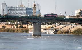 جسر يربط الرصافة بالكرخ Baghdad River Old Images