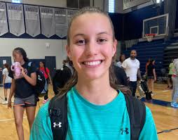 Kelvin Drakeford (@Look_itsCoachD)