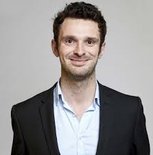 We are delighted to welcome Professor Stuart Parsons as the new Amo Matua  Pūtaiao