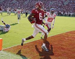From wikipedia, the free encyclopedia. Alabama Receiver Devonta Smith