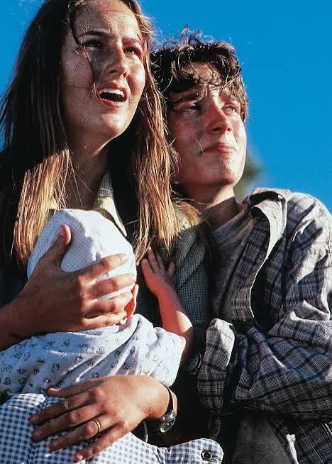 4K Ultra HD™ Review: Failing To Leave A Lasting Mark, “Deep Impact” Is The  Most Boring Disaster Picture Of All Time - Irish Film Critic