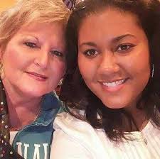 It is with deep sadness and heavy hearts that we ask that you please keep  our beloved Kathy Starr's children, Stephanie Jeremy and Timmy, her  grandson Joshua who she just adores, her