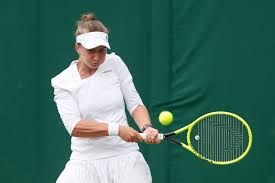 Barbora krejčíková (born 18 december 1995) is a czech tennis player. Unstoppable Krejcikova Goes Into Last 16 At Wimbledon Reuters