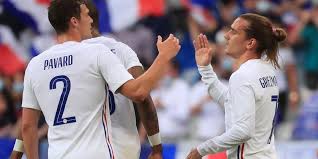 En el 35 se echó al suelo tras una mala caída en un salto. Francia Vs Bulgaria Amistoso Hoy Gol Antoine Griezmann Selecciones Nacionales Futbolred