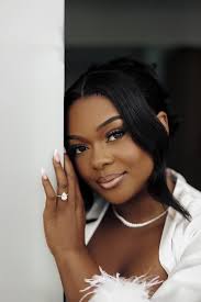 Attending weddings in 2025