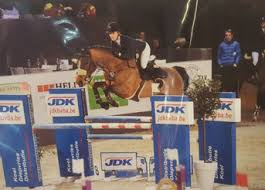 Huge database more than 1,3 million horses Aktuelle Pferde Sportpferde Gierlich