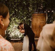 Ślub i wesele odbyły się w łagowie, a jak podaje fakt była to skromna. Krzysztof Piatek Stanal Na Slubnym Kobiercu Jego Zona Zostala Paulina Procyk Kim Jest Piekna Wybranka Zawodnika Ac Milan Przebija Popularnoscia Roberta I Anne Lewandowskich Telemagazyn Pl