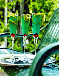 Cocktail Royal Mint Pour 1 Personne Recettes Elle A Table Recette Vodka Recettes De Boissons Cocktail