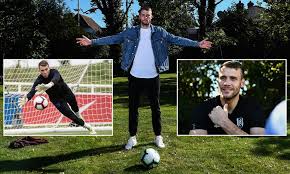 Bettinelli started his youth career at fulham at the tender age of just 14 and rose up the ranks, before making his senior club debut at the start of the 2014/15 season, when fulham were. Fulham Goalkeeper Marcus Bettinelli On How England Call Up Turned His World Upside Down Daily Mail Online