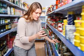 Evita di consumare frutta fermentativa (come mela, pera, prugne, albicocche, fichi) e dolci a fine pasto perché possono provocare gonfiore di stomaco: Gli 8 Cibi Da Evitare Per Un Alimentazione Sana Ohga