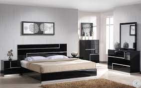 Shop hundreds of white lacquer bedroom furniture deals at once. Lucca Black Lacquer Platform Bedroom Set From J M 17685 Q Coleman Furniture