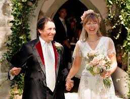 The impossible orchestra, jools holland and his rhythm & blues orchestra, george's band, jools holland and friends, jools holland and his millionaires, the oil city sheiks. How Old Is Jools Holland Who Is His Wife Christabel Mcewan What S The Annual Hootenanny And Who S His Band