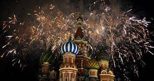 16 Things Russians Do That Americans Might Find Weird New Years Eve Fireworks New Year Fireworks Russian Culture