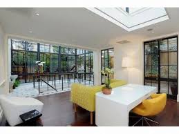 The peninsula new york debuts chalet de ning on salon de ning's west terrace. Chalet In New York For Rent For 9 People Rental Ad 32782