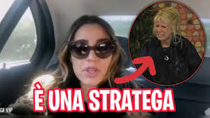 La ruta aveva raccontato di aver ottenuto il rinnovo in un programma di cucina fregando sostanzialmente il posto a matilde. Cecilia Capriotti Dopo Il Gf Dura Contro Maria Teresa Ruta E Una Stratega Era Gelosa Di Me Youtube
